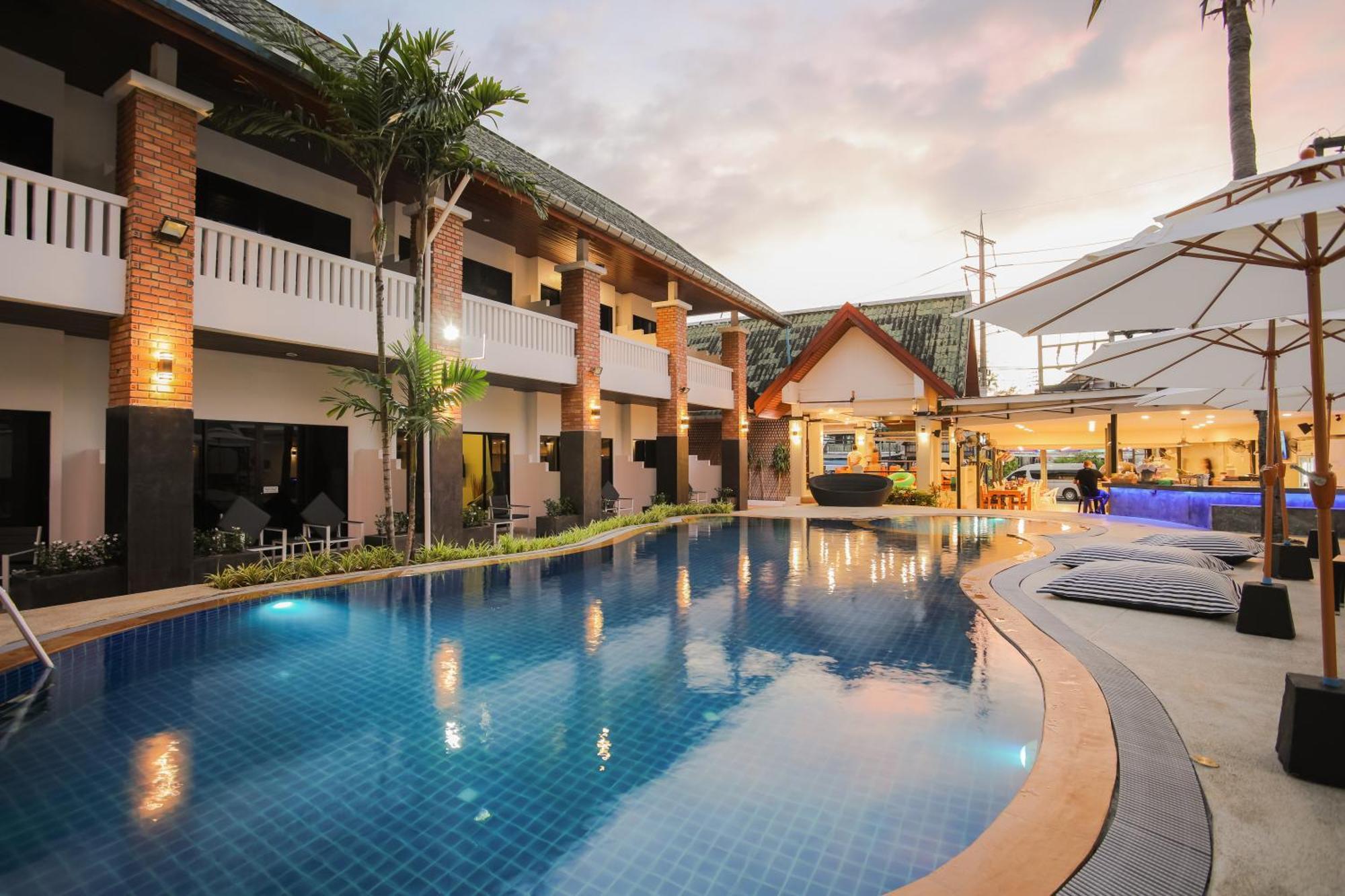 Etk Patong Resort 外观 照片