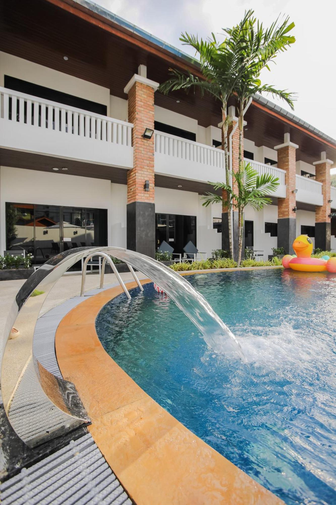 Etk Patong Resort 外观 照片