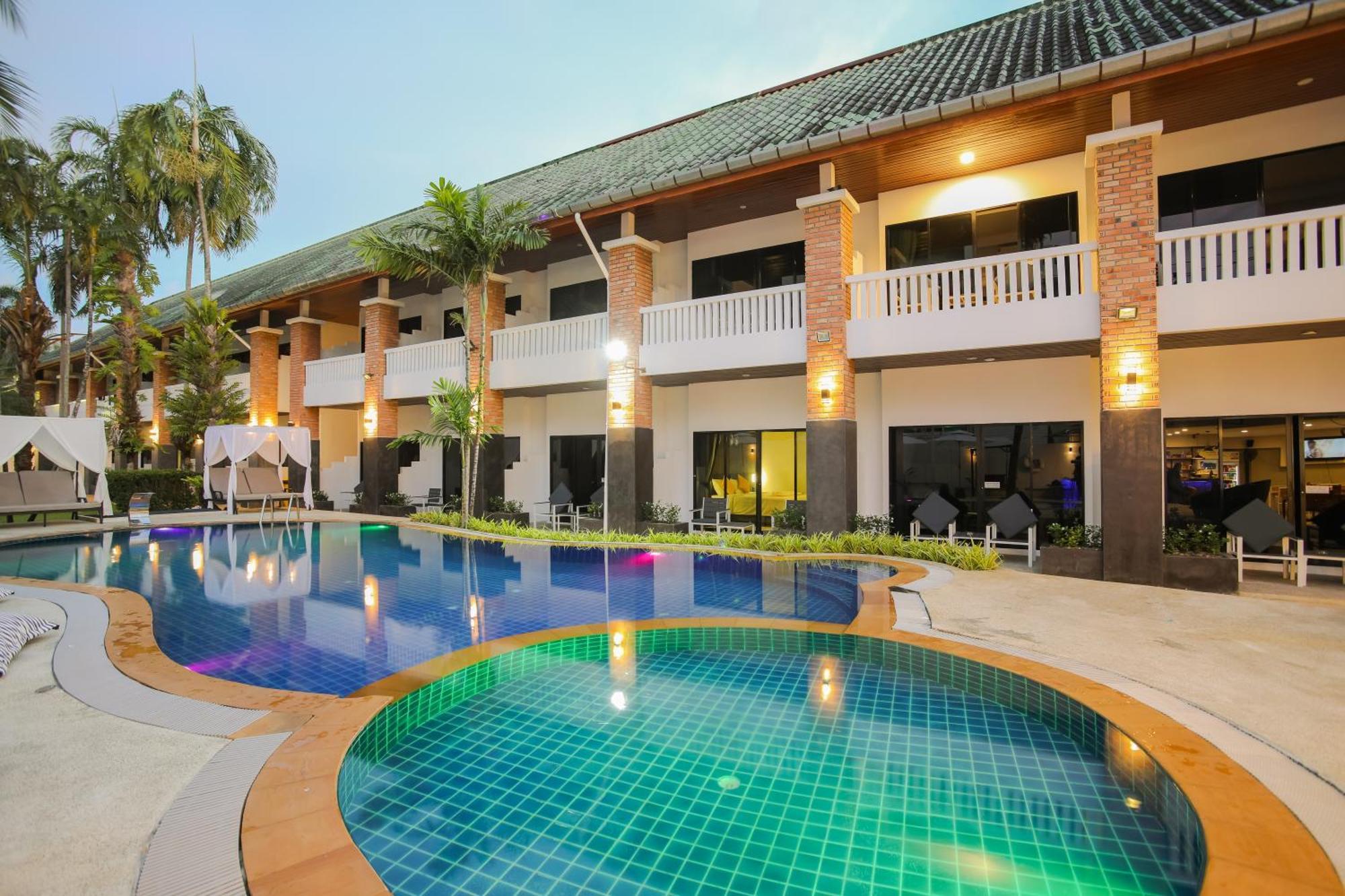 Etk Patong Resort 外观 照片